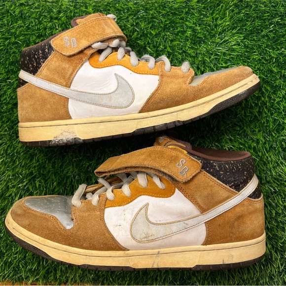 nike dunk sb fender bass